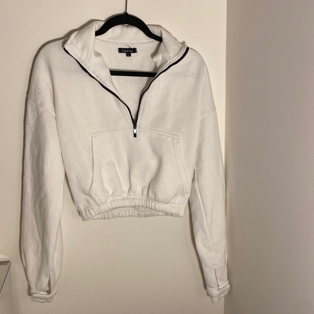 Boohoo White Quarter Zip/ Pullover With Front Pocket. Size Women’s Small.